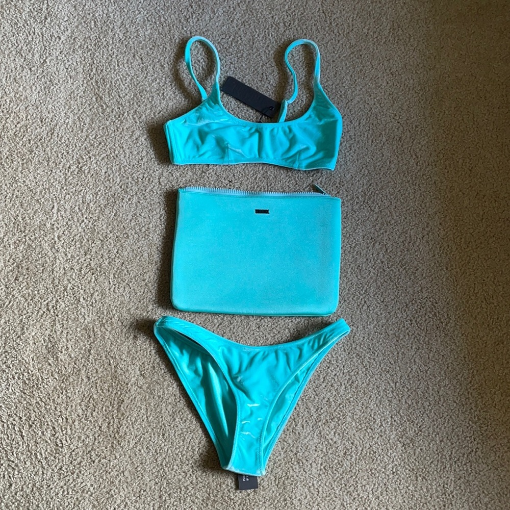Triangl blue velvet bikini